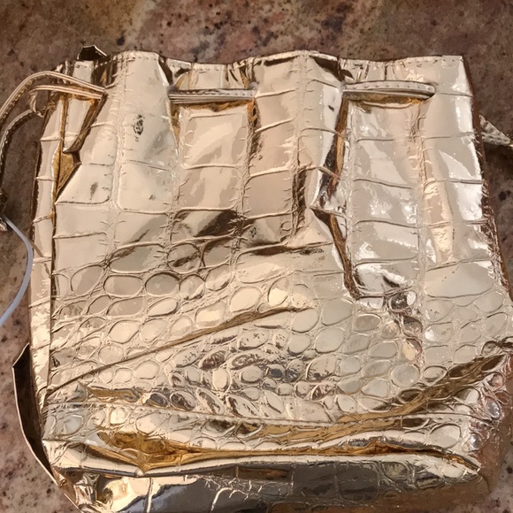 Gold Shiny Shoulder Bag - Picture 2 of 7